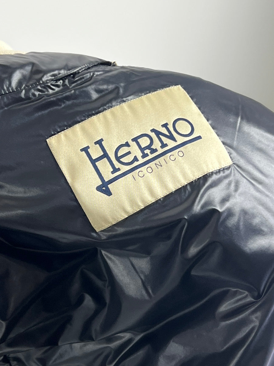 【HERNO】ベスト(ブラック)